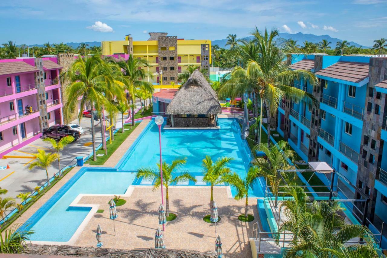 Miami Inn Nuevo Vallarta Kültér fotó