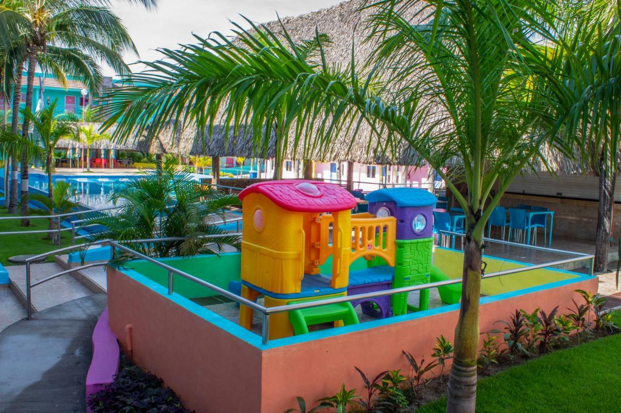 Miami Inn Nuevo Vallarta Kültér fotó